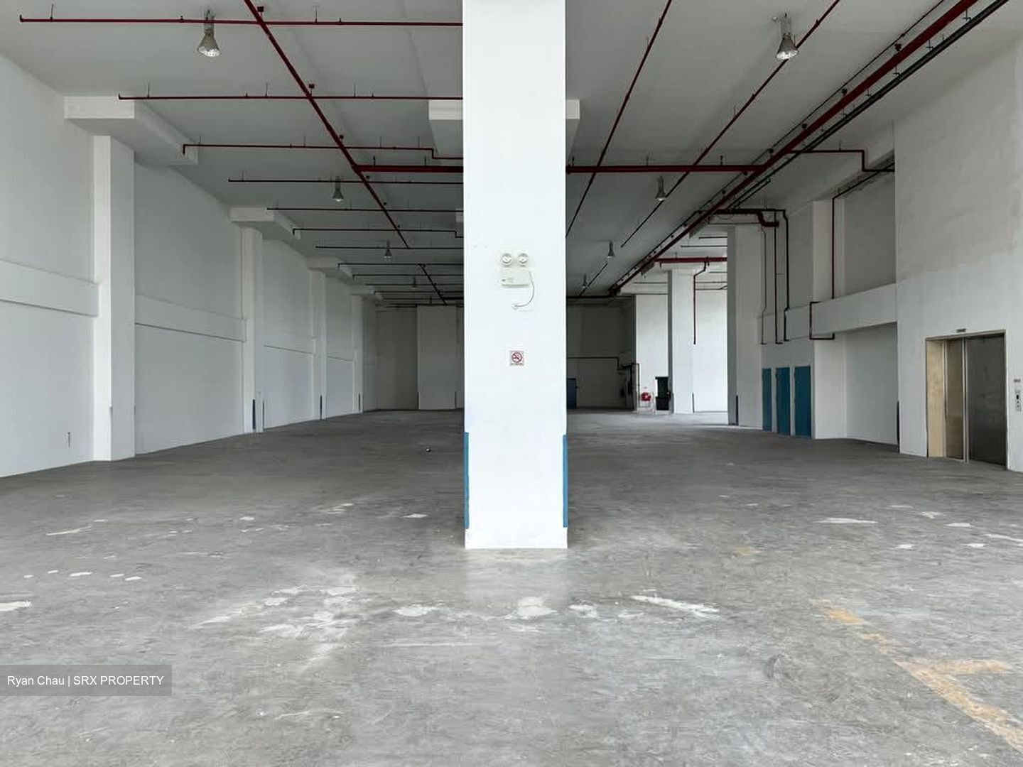 Thyssen Haniel Logistics Centre (D16), Warehouse #582815581